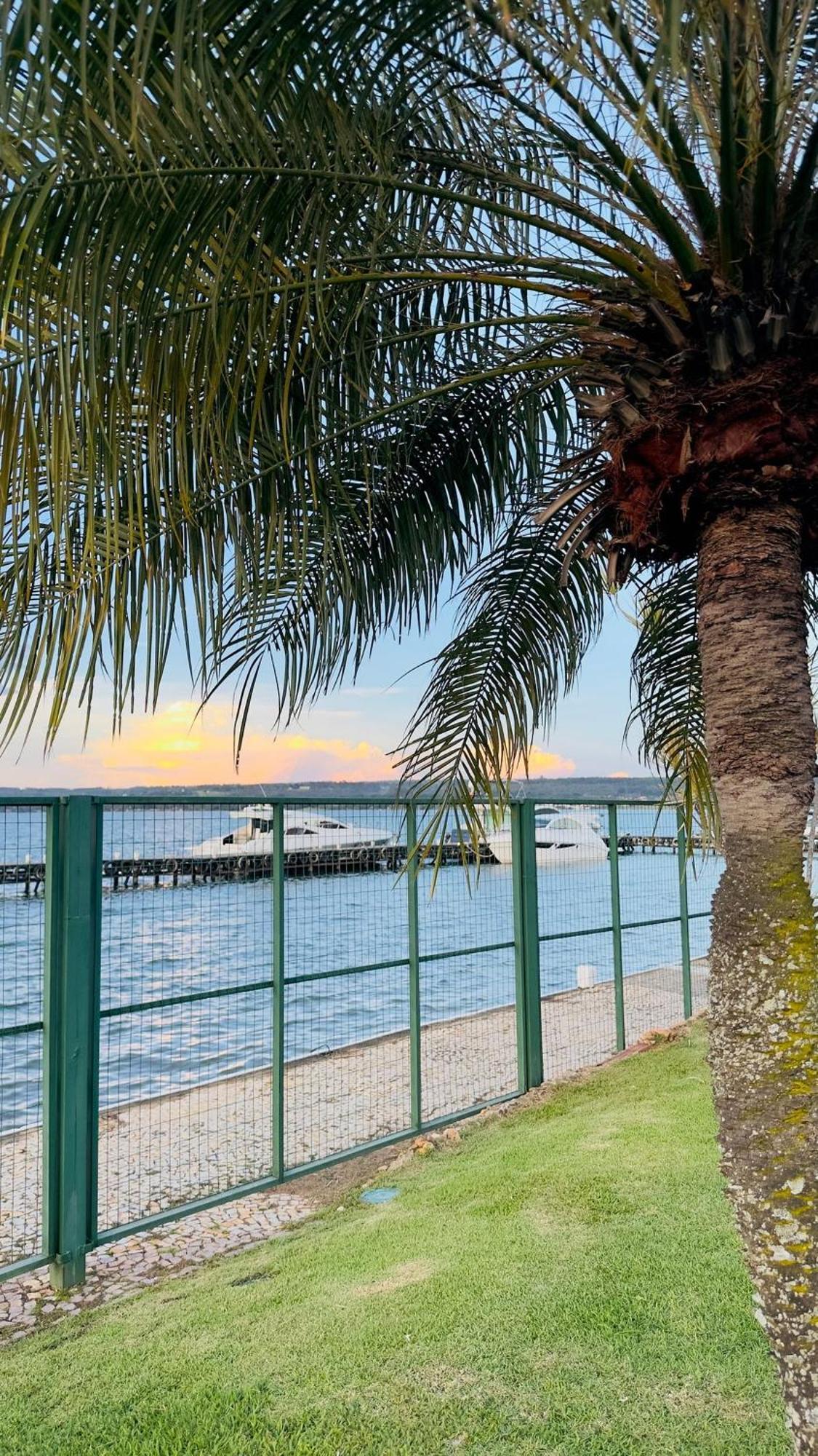 Apartamento Lindo Com Vista Lago Brasília Luaran gambar